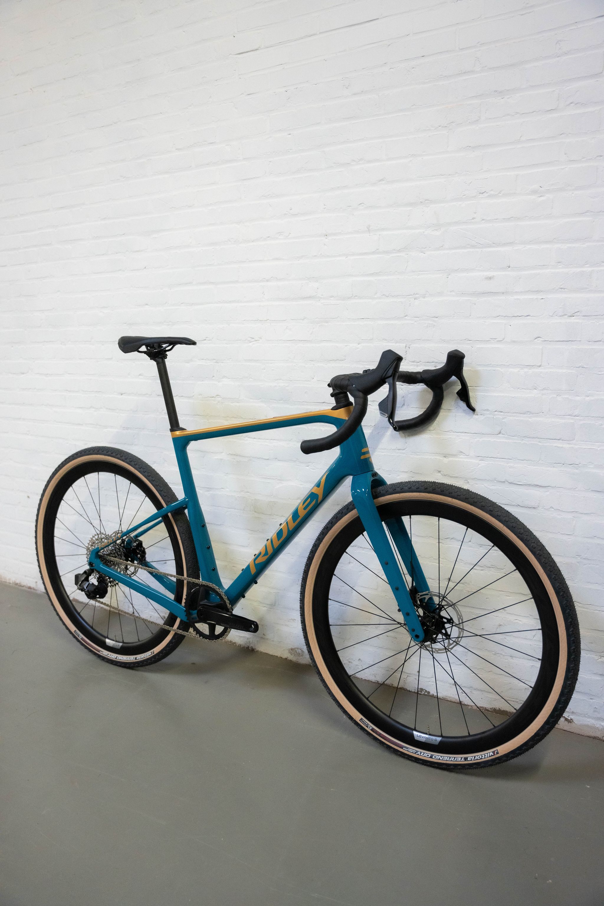 Kanzo Adventure GRX800 DI2 1x11 KAD02As(L) | Ridley