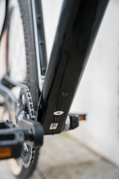 SBIKECRID011_image3_2048x