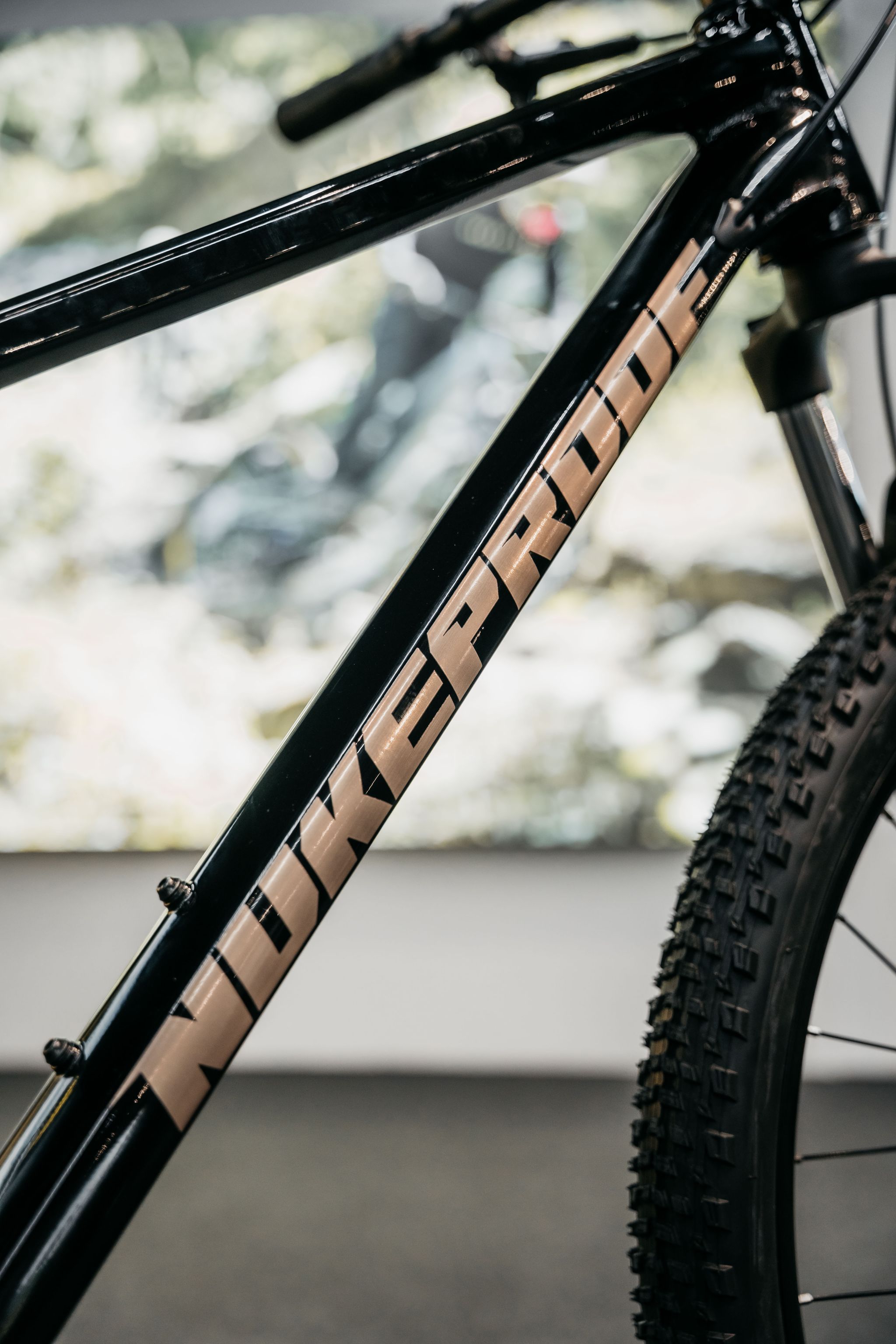 Tracker Sport