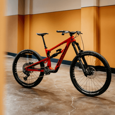 Advanced Carbon Frame Construction