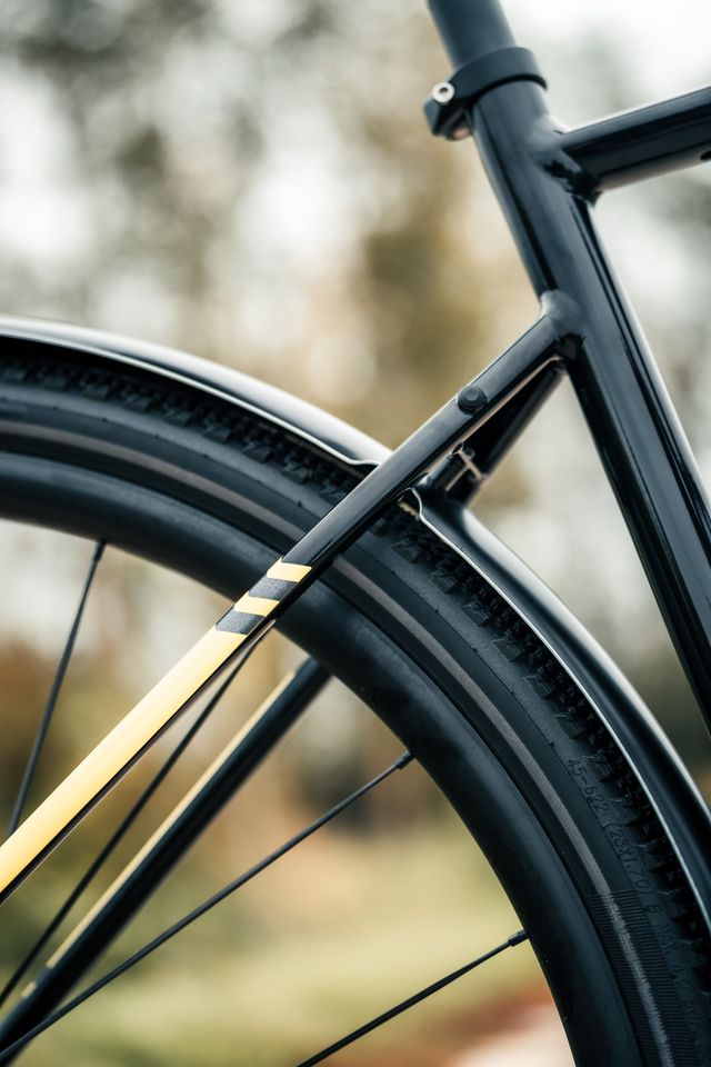 Tires with reflective sidewalls